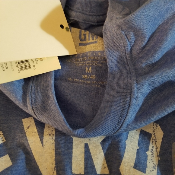 !! Graphic Tee !! New - Picture 2 of 3